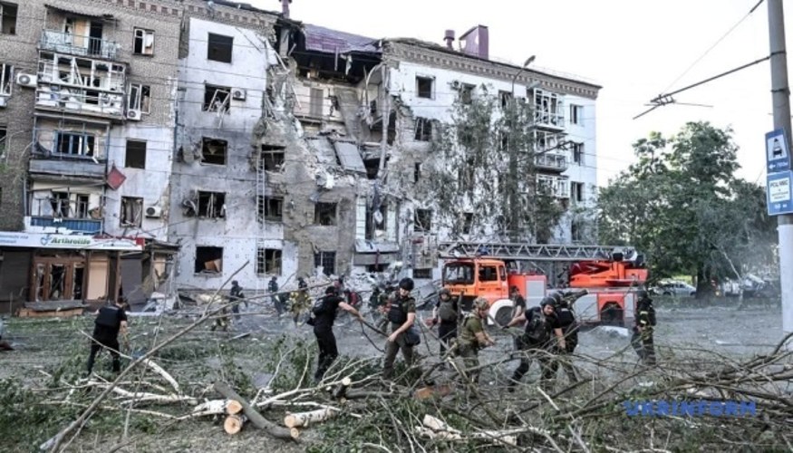 Запоріжжя: тіло 11-річної дівчинки під завалами підтвердило третю жертву удару 19 липня