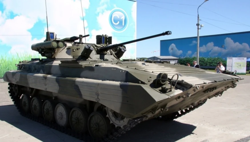 Як підсанкційне судно «Михайло Бритнєв» доправило російську бронетехніку до Бамако