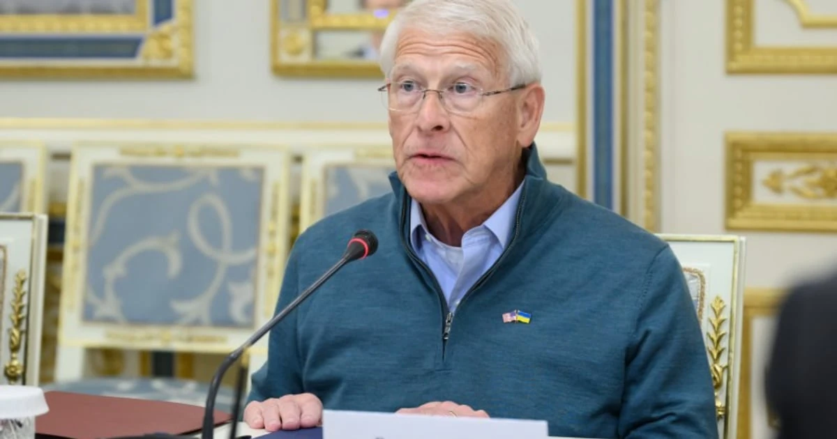 Зеленський готовий на 100 днів відмовитися від ударів по НПЗ в обмін на розширення Starlink